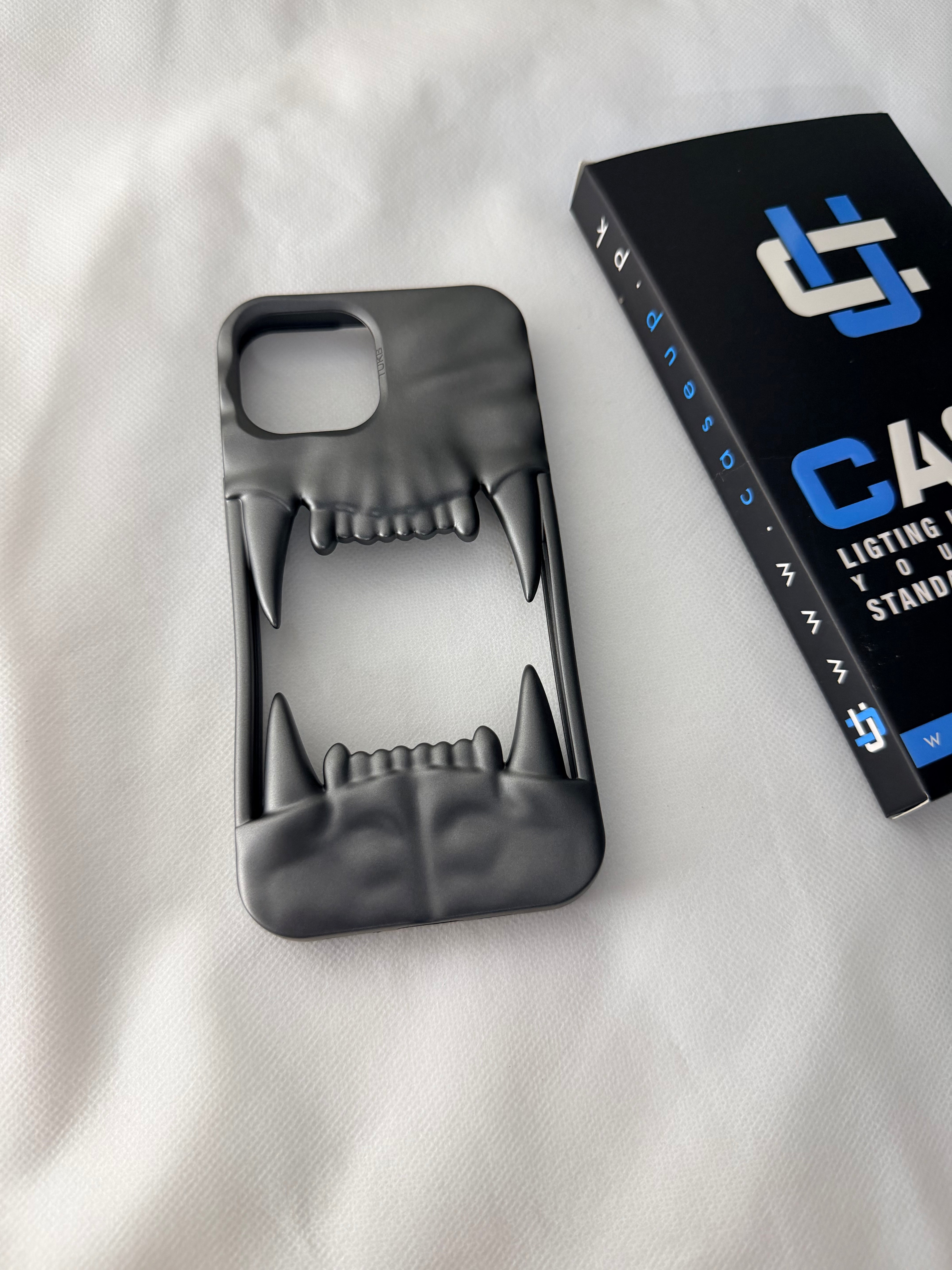 iPhone 13/14 Tiger Tooth Premium Quality Case