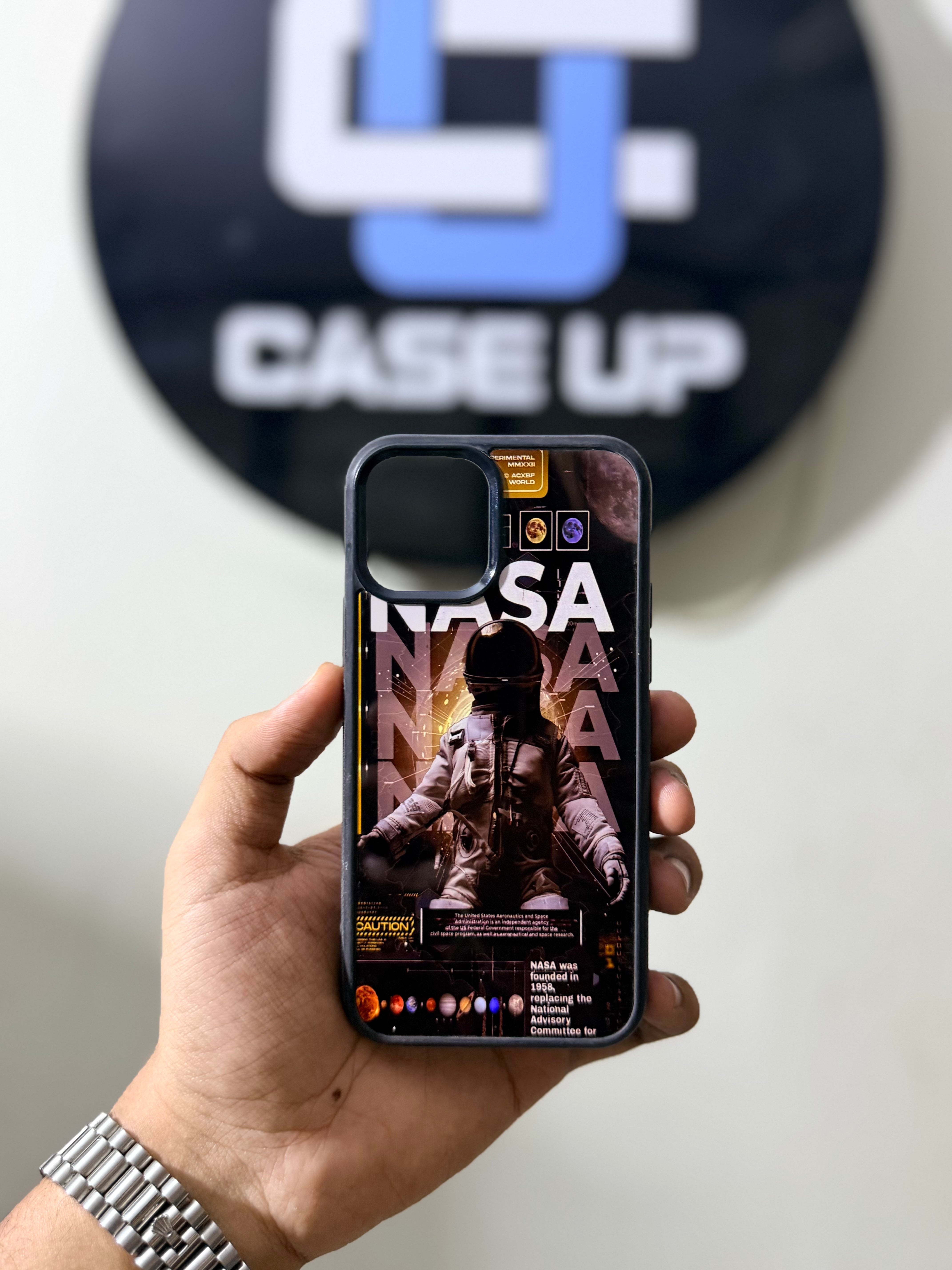 Iphone 12/12 pro Nasaacrlyic
