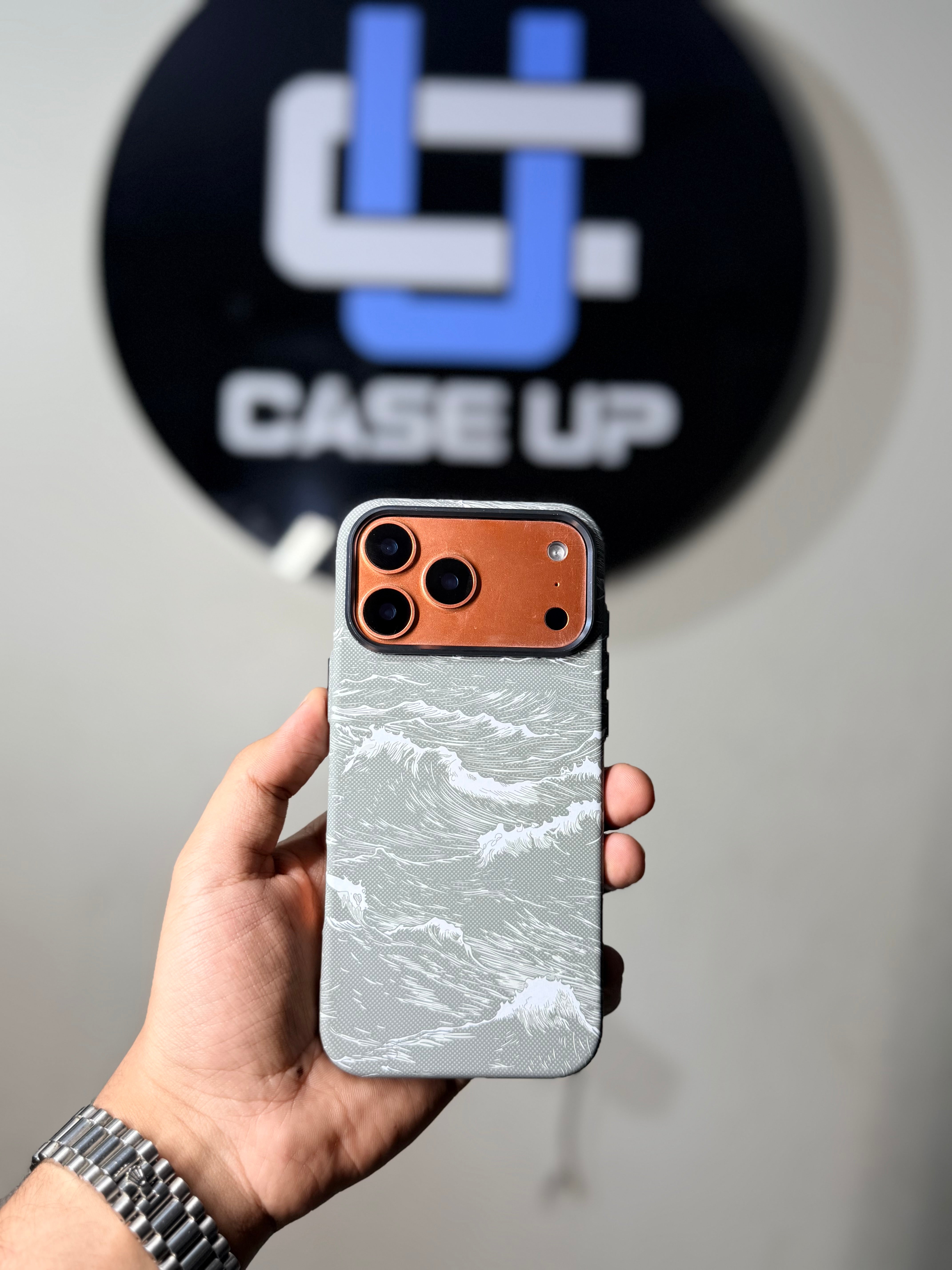 Ocean Wave Carbon Case Premium Quality
